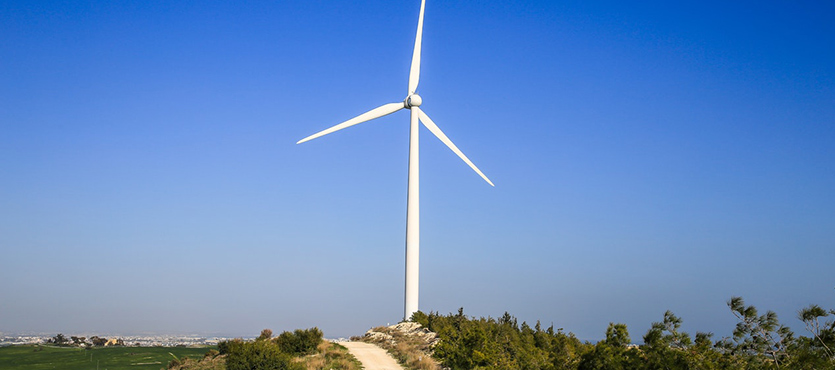 How Much Energy Does a Wind Turbine Produce: Decisive Factors